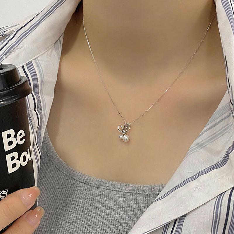 High End Sweet Diamond Studded Bow Necklace, Gift for Girlfriends, Niche Design, Collarbone Chain