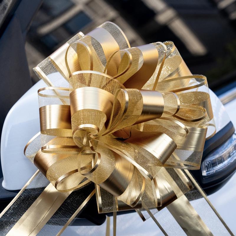 Sada stuh na svatební auto