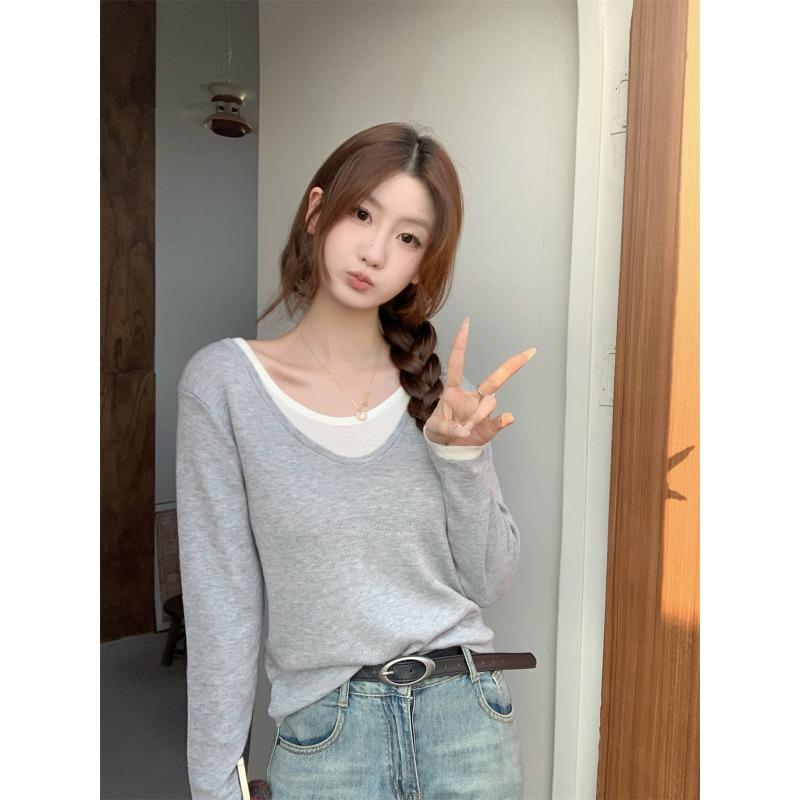 Fake two-piece contrasting knitted sweater women's spring splicing long-sleeved top casual age-reducing bottoming shirt