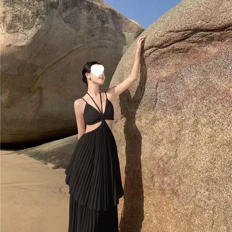 French Chic Irregular Cut-out Slimming Camisole Dress for Women - Perfect for Sanya Beach Vacation Photos
