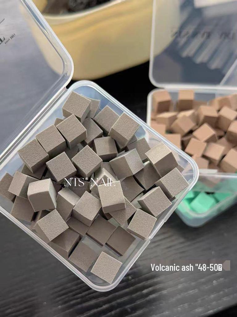 New Color Patting Sponge: Mini 1cm Tofu Gradient Blush Nail Art Tool