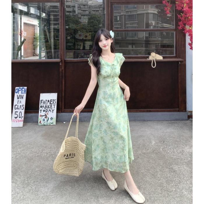 With inner lining, French green small flying sleeve floral dress, women's summer seaside vacation sleeveless waist dress