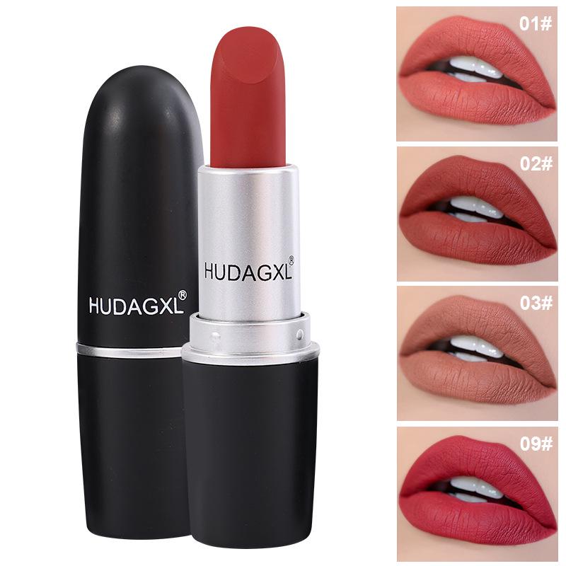 

Matte Moisturizing Three-Color Chili Lipstick 3.5g