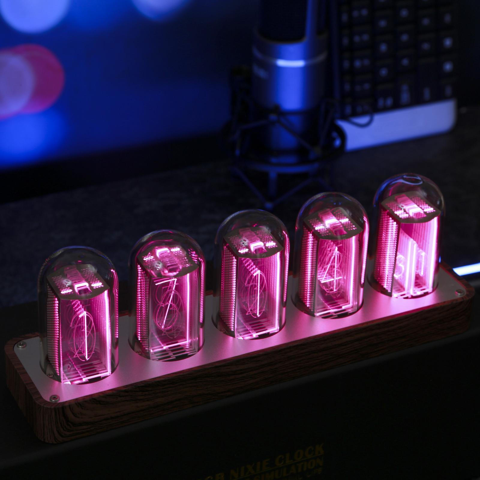 

Ламповые часы с подсветкой, настраиваемым дисплеем и функцией будильника PP Finished 5 Tubes