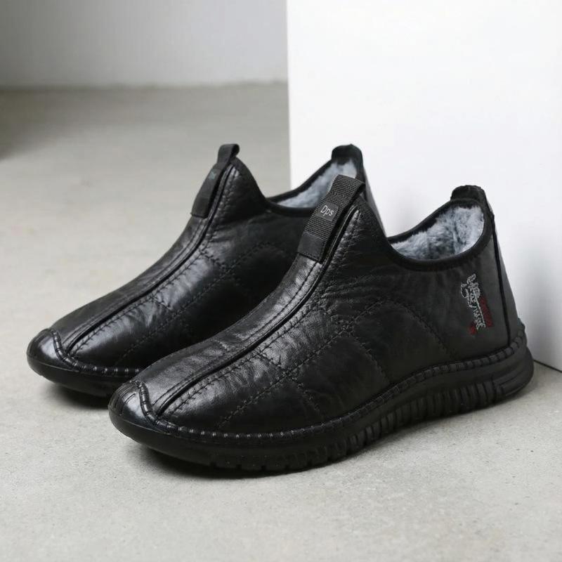 

Winter Non-Slip Walking Shoes for Middle-Aged and Elderly – Warm, Thickened, Wear-Resistant Cotton Footwear 42