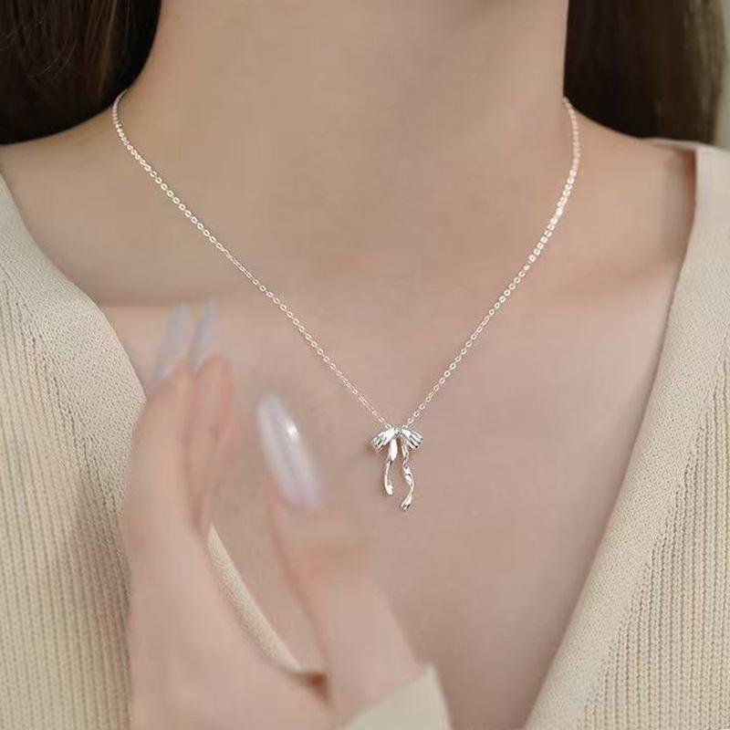 Elegante Damen S925 Sterlingsilber Perlenanhänger Halskette - Leichte Luxus Schlüsselbeinkette