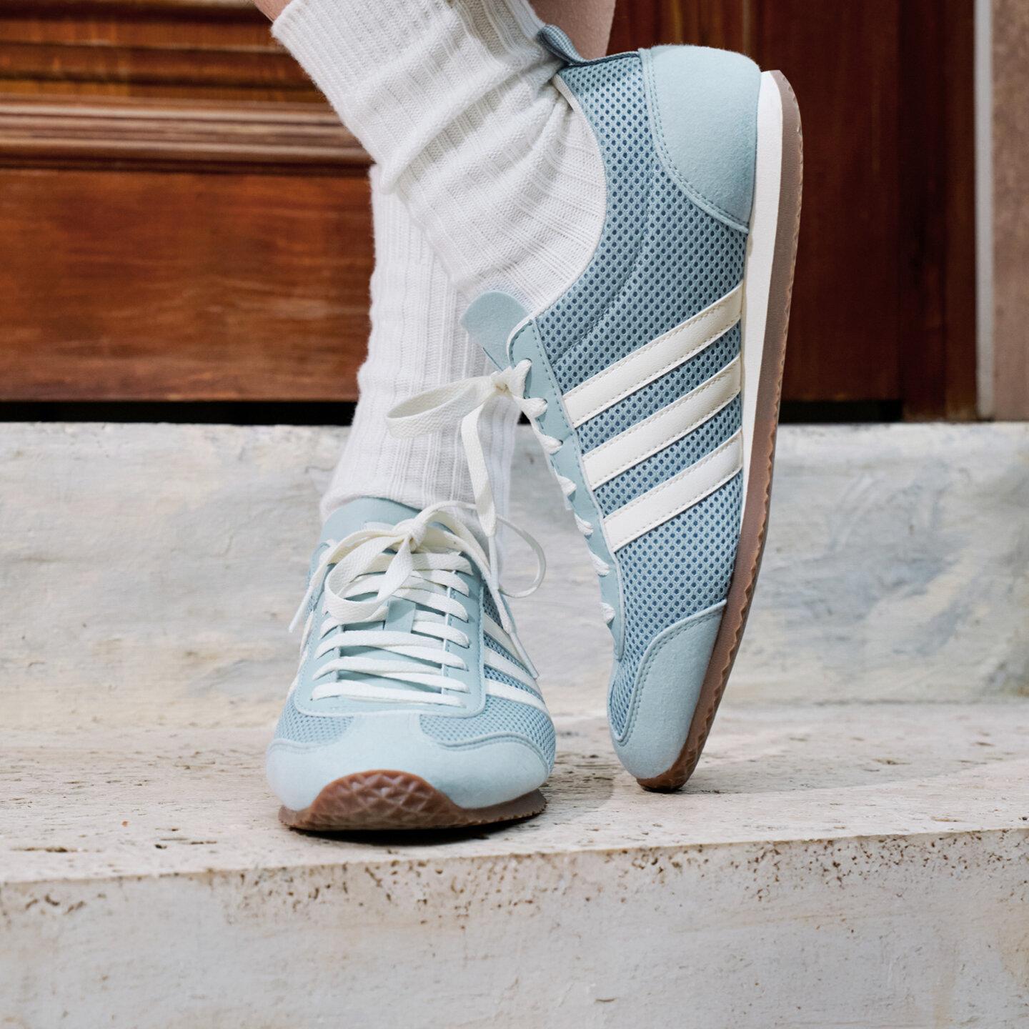 Adidas VS JOG 2.0 Lightweight Low top German Army Trainers Unisex Blue 39