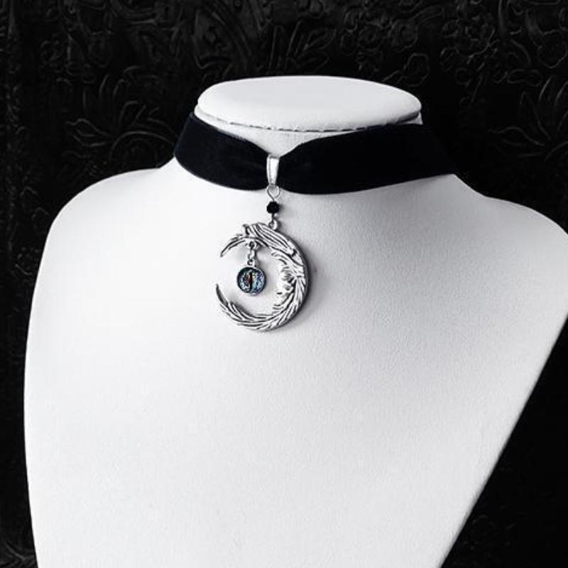 Gothic Red Dragon Eyes Moon Velvet Choker Necklace for Halloween
