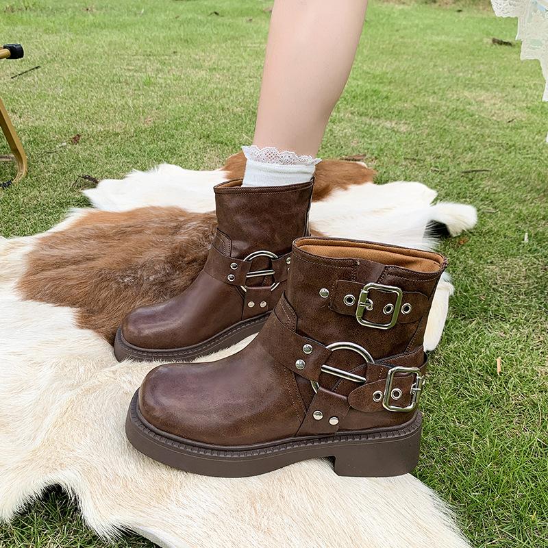 

Женская обувь больших размеров 41-43 британские ботинки Мартин на платформе женские осенне-зимние модные панк ботинки-локомотивы универсальные повседневные короткие ботинки 42 коричневый