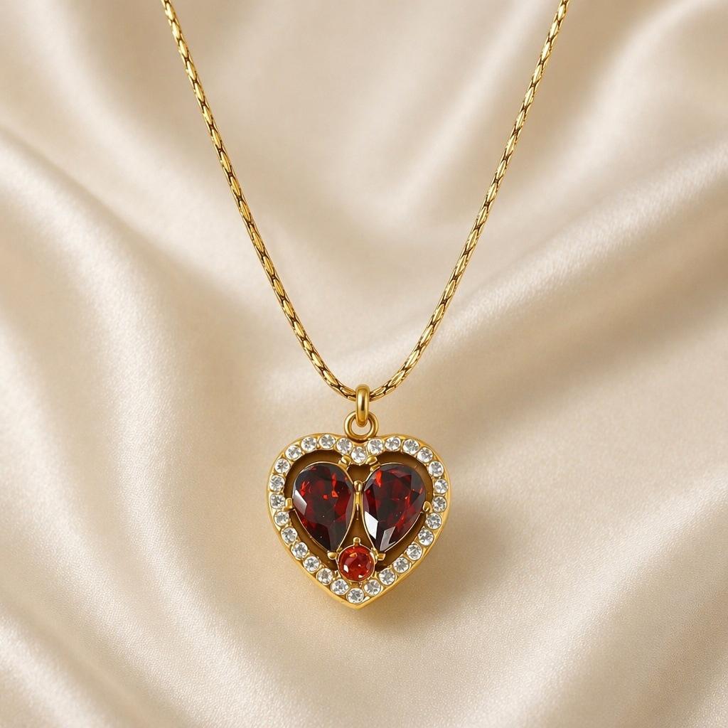 Elegant Women's Stainless Steel Zirconia Heart Necklace