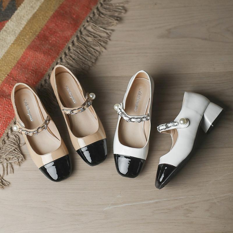 Mode Neue Französische Retro Pferd Straße Schnalle Quadratische Zehenpartie Flacher Ausschnitt Dicker Absatz Mary Jane Damen Einzelne Schuhe Im Herbst 2024