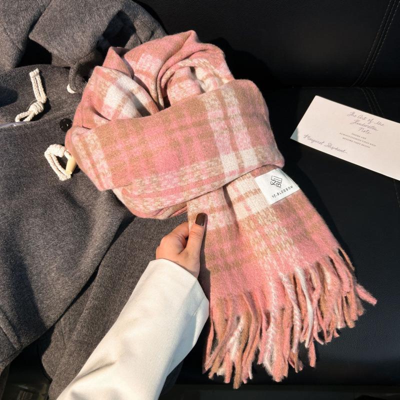 High-End Plaid Shawl for Women - 2025 Autumn/Winter Korean Style Thickened Imitation Cashmere Scarf