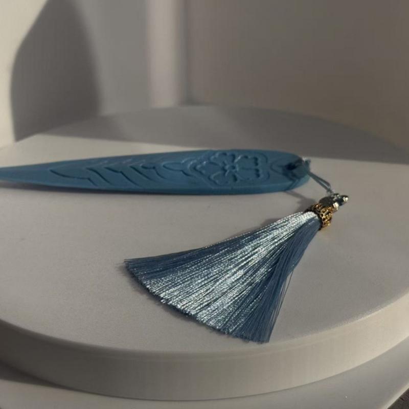 Cartoon K-Pop Demon Hunter Zoey Role-Playing Props Plastic Accessories Handmade Halloween Decoration Pendant Party Gifts