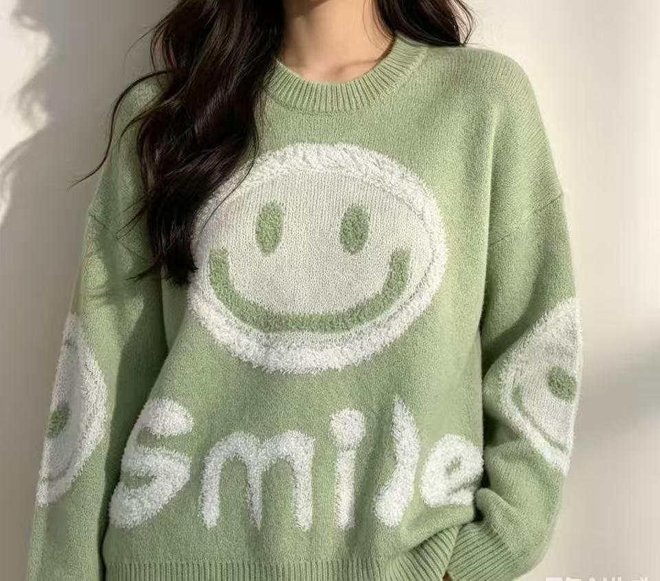 Women's Autumn/Winter Smiley Face Loose Knit Sweater - Versatile Mid-Length Pullover