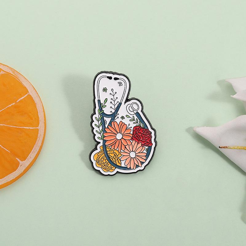 Floral Stethoscope Enamel Pin Doctor Nurse Equipment Brooch Brooch Lapel Backpack Badge Fashion Jewelry Gift for Friend