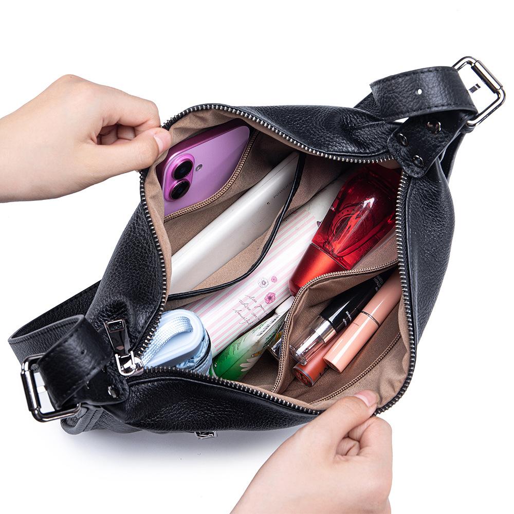 Korean-style single-shoulder bag with cowhide texture, underarm crossbody bag, large-capacity commuter handbag