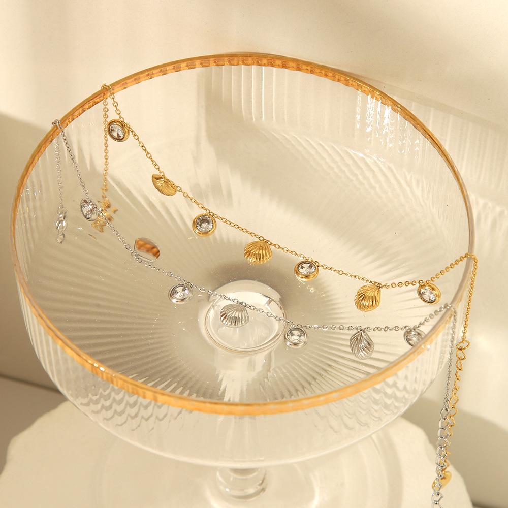 

18K Gold-Plated Stainless Steel Striped Shell & Zircon Beach Anklet for Women - Waterproof & Non-Fading