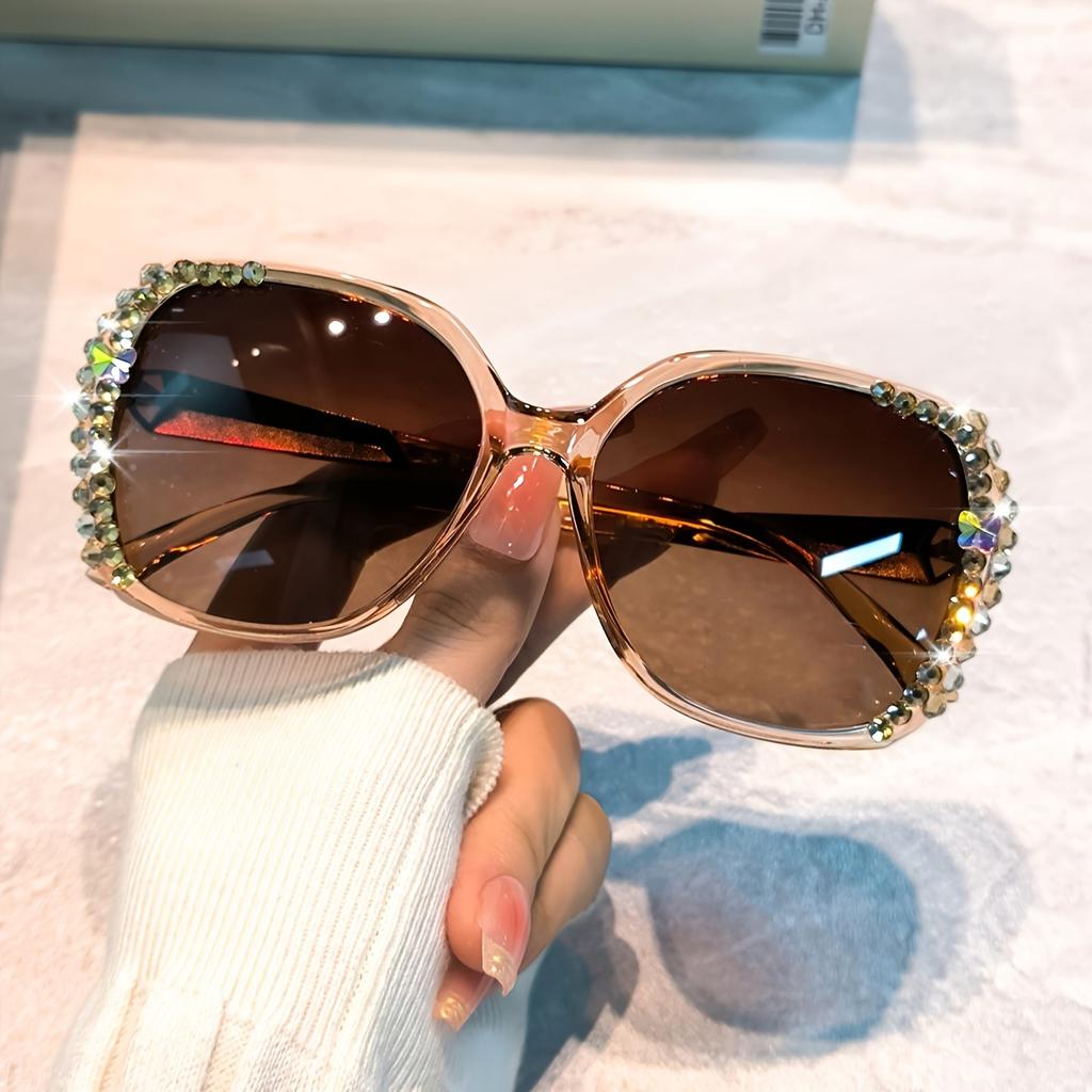 Women Vintage rhinestone Big Frame Fashion Glasses Sunglasses - Oversized Frame Perfect for HikingPartyShoppingVacation