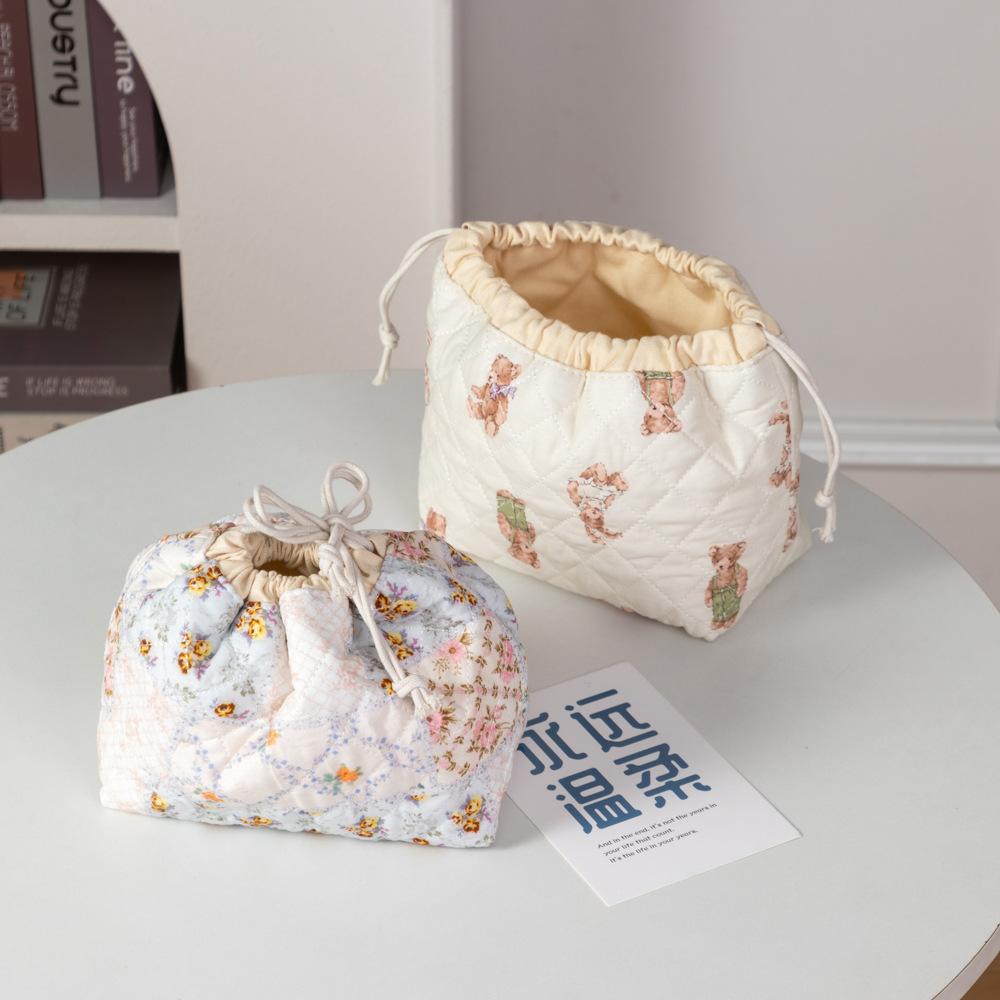 Korean Style Drawstring Cosmetic Bag High-end Travel Toiletry Bag Large Drawstring Bags Portable Makeup Pouch Travel Organizer