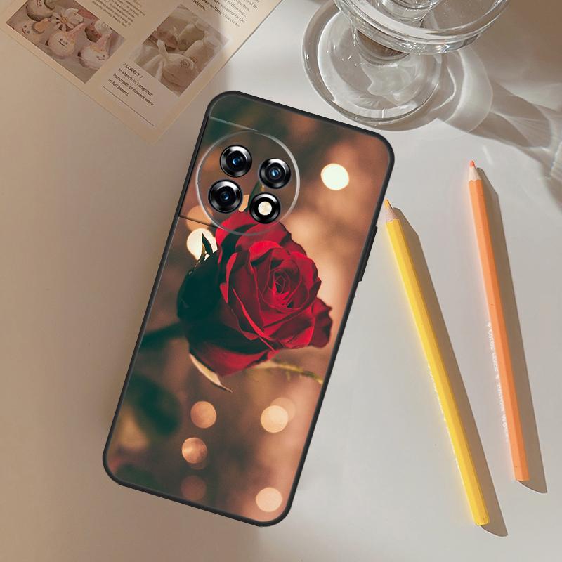 Bright Red Roses Flowers Funda For OnePlus 13R 13 12 R 11 9 10 Pro 8T 9RT 10T OnePlus Nord CE 2 3 4 Lite N20 N30 Case