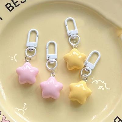 1 Pcs Porte-clés Pendentif Étoiles Jaune Rose Mignon Pour Filles Charme de Sac à Dos Accessoire Étui Écouteurs Cadeaux Créatifs