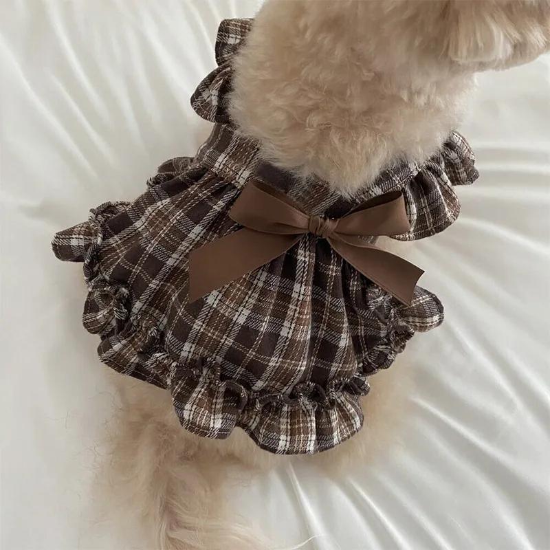 Spring Pet Plaid Strap Skirt for Small Dogs - Cat Pleated Shirt Bow Undershirts Puppy Clothes Dog Dresses with Plaid Design