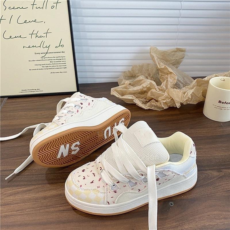 

Cranberry color scheme niche board shoes women s tide 202 summer new versatile sports casual bread shoes 40