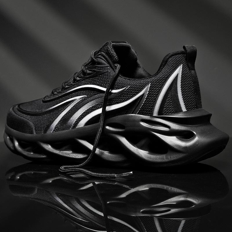 New Fashion Casual Shoes In Autumn, Four-color Large-size Flame Breathable Mesh Sneakers