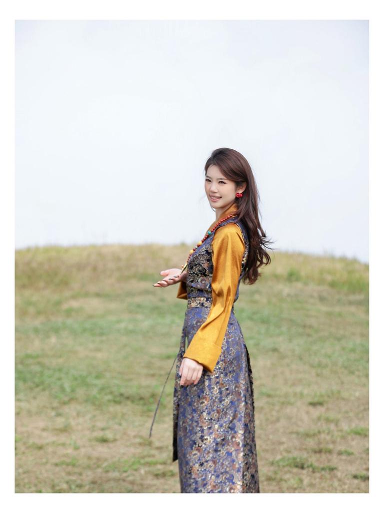 Deep Blue Patchwork Chinese-Style Slim Fit Dress for Women, Spring/Summer 2026, Tibetan Green Design.