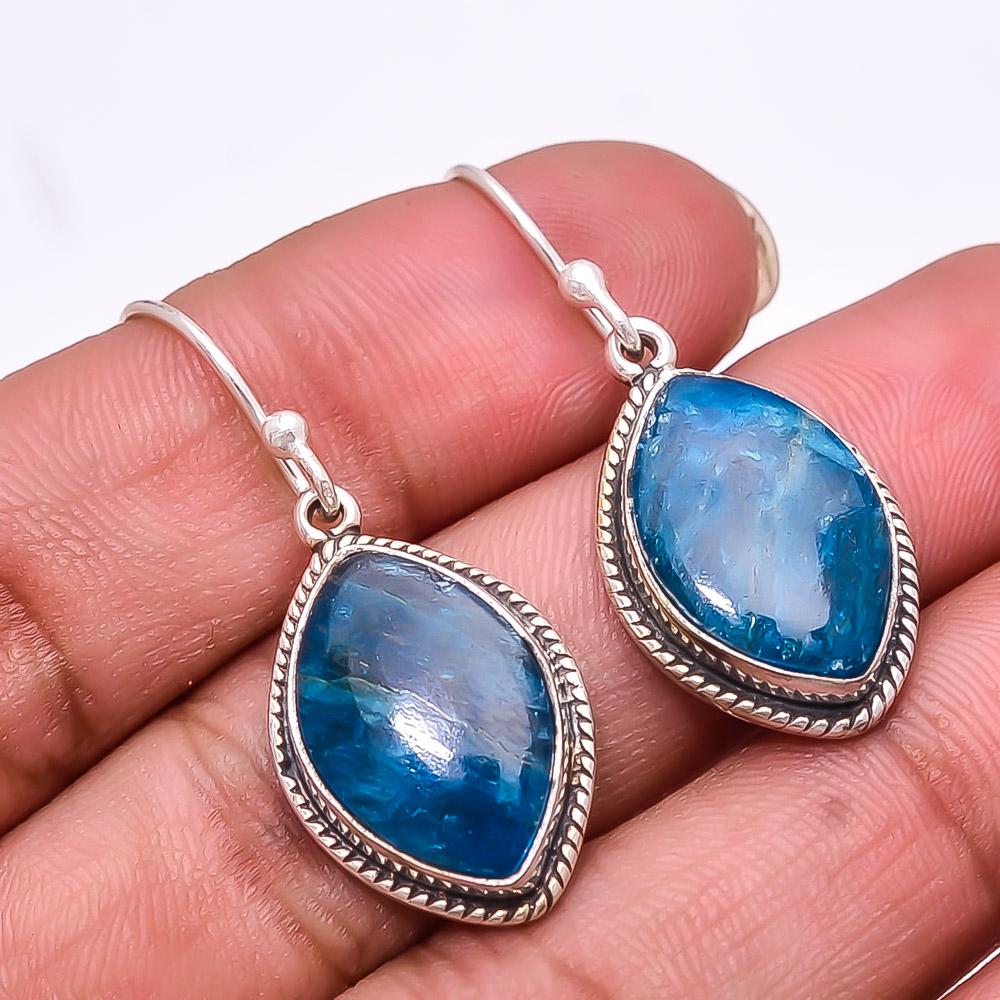 

Серьги ручной работы из стерлингового серебра 925 пробы с неоновым синим апатитом, размер 1,56 дюйма, E64.