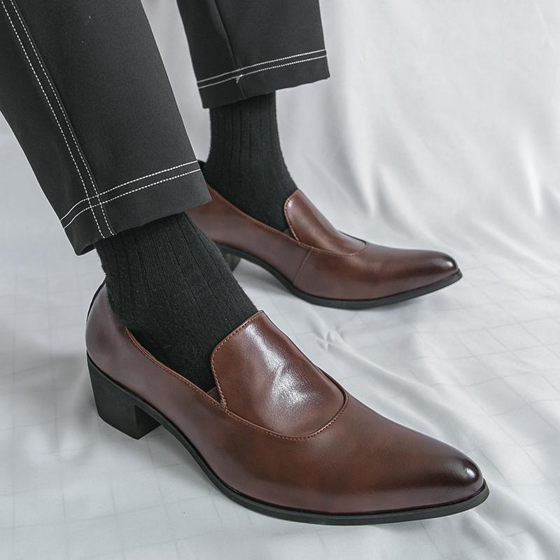 Men Loafers Leather Individuality Formal Business Shoes Pointed Toe Heel Wedding Dress Prom Shoes Over Sized