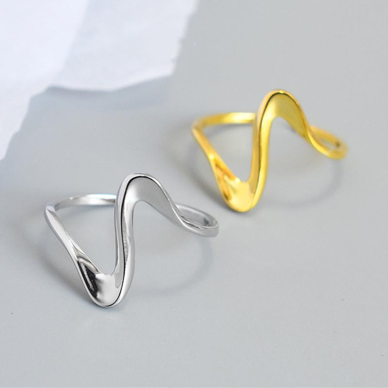 Smooth Irregular Waves Gold Ring Geometric Open Finger Ring for Minimalist Accessories Gift