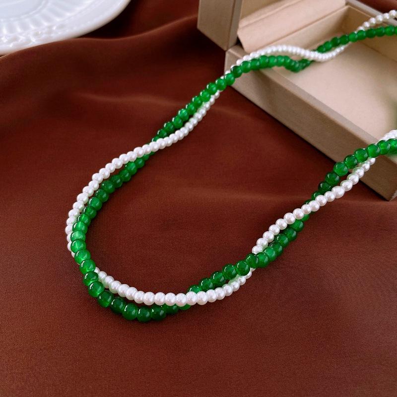 Dopamine Pearl Necklace: Retro Court Style Versatile Clavicle Chain for Women