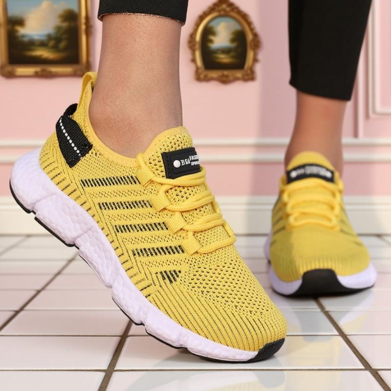 Super Light Women'S Shoes Breathable Quick Drying Soft Soled Travel Shoes Fitness Women'S Sneakers  In Spring Summer