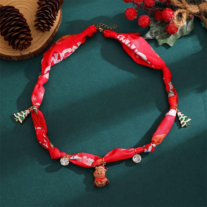 

Christmas Dopamine Silk Scarf Necklace with Reindeer Pendant