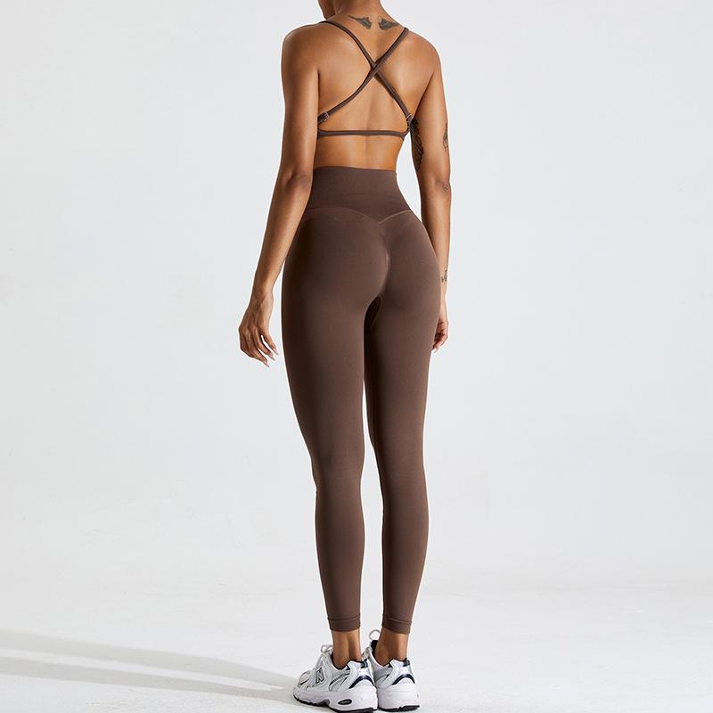 

Breathable Quick Drying Nude Yoga Suit Set For Women S Running Sports, Beautiful Back Fitness Pants Set M темно-коричневого кольору
