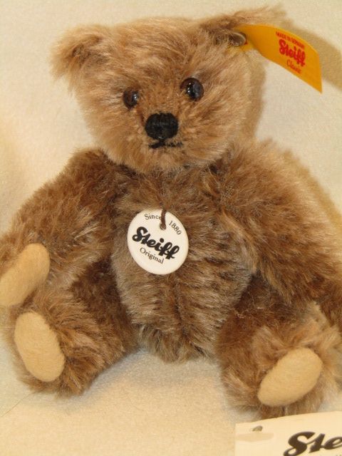 Steiff Replica 1950 Mini Teddy "Classic Bear"