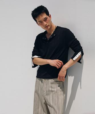 Lolangseoul Contrast Ribbed Henley Long Sleeve(Black)