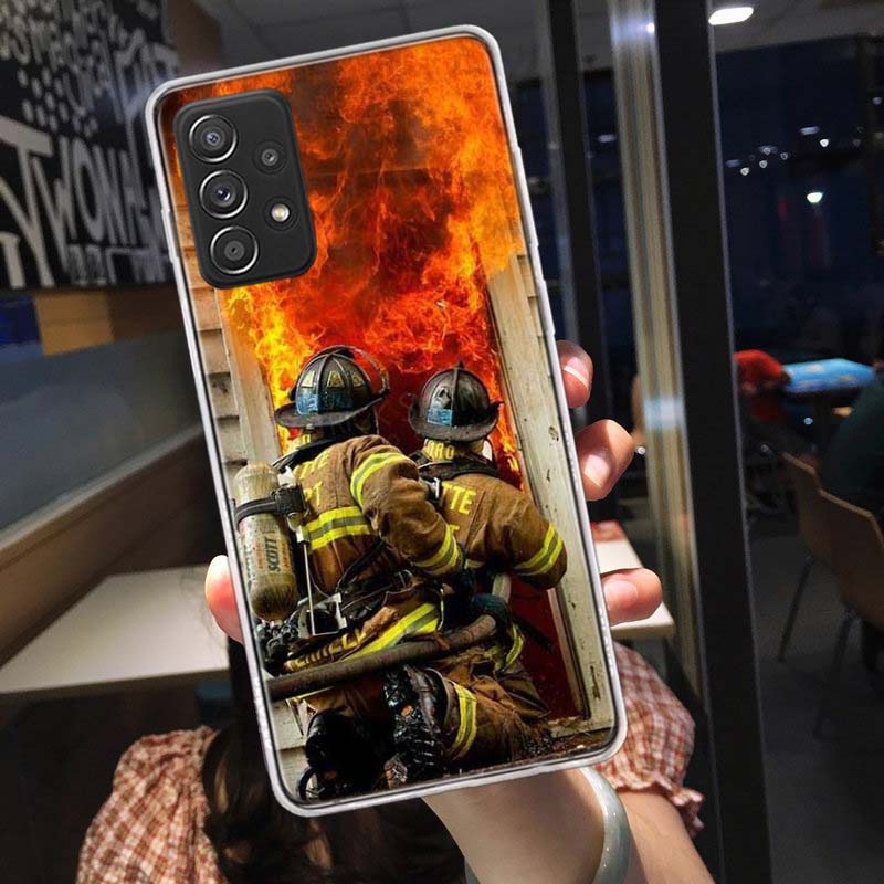 

Firefighter Training Phone Case for Samsung A54 A57 A37 A17 A14 A15 A12 A24 A34 A55 A35 A25 A52S A07 A05S A04S A22 A32 A72 Galax Samsung Note 20