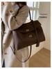 2025 Women's High-End Retro Matte Platinum Handbag: Trendy, Large Capacity Niche Underarm Commute Bag
