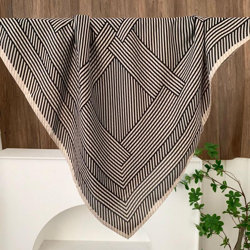 Square scarf new neck scarf scarf small shawl travel bag headscarf versatile cashew flower silk scarf