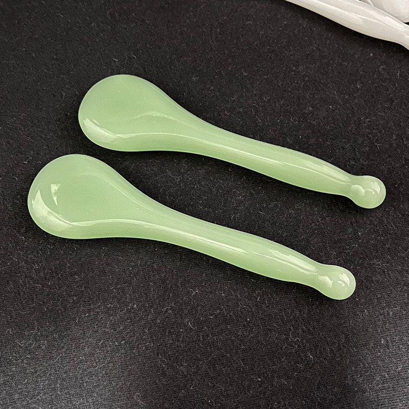 Natural Jade Scrapping Plate Beauty Shaving Board Lifting and Tightening Pull Tendons Scrapping Plate Universal for Entire Body Shaving Board Surface