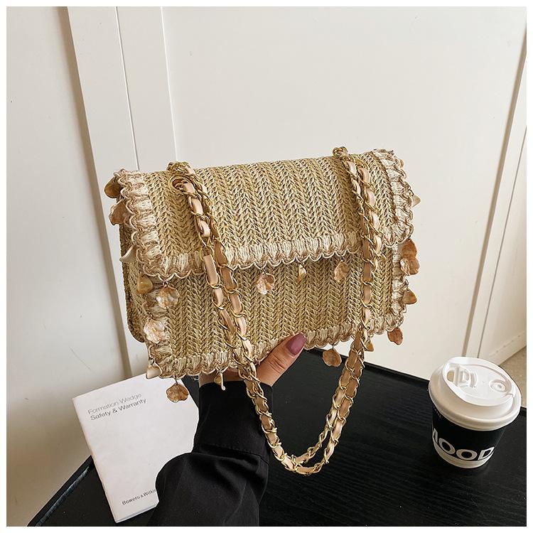 

Niche bag women s chain shoulder messenger bag new fringed seaside portable flip small square bag хаки