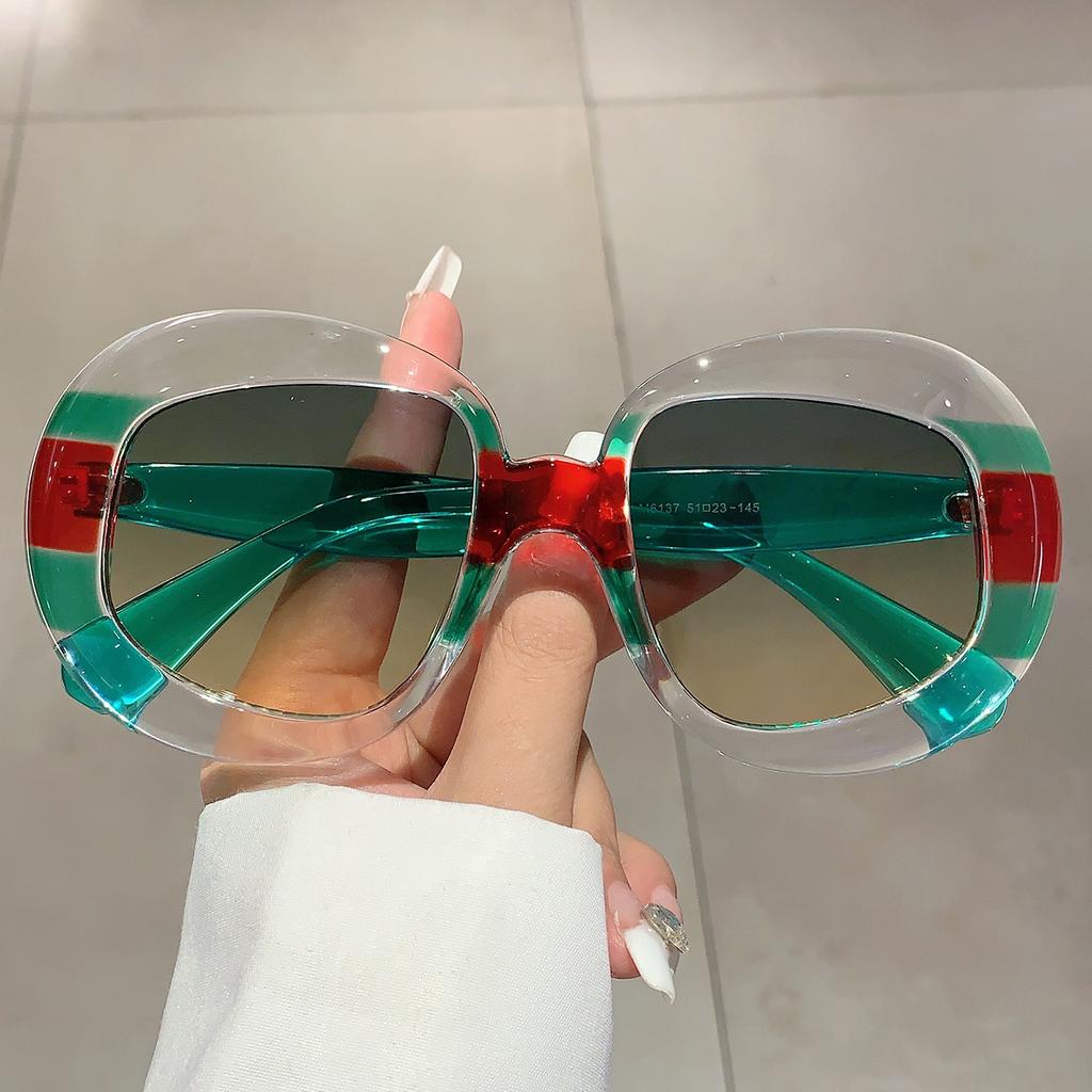 Oversized Fashion Sunglasses New Multi Candy Color Women Shades Trendy Stylish Gradient Brand Travelling Eyewear