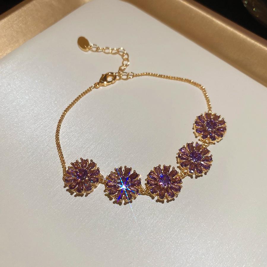 18k Gold Plated Retro Zircon Floral Bracelet – Elegant, Fashionable Hand Jewelry for Women
