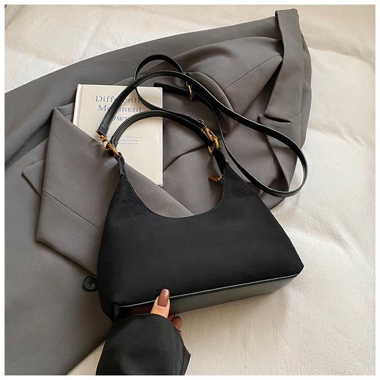 Casual Underarm Bag Autumn New High-value Fashionable Large-capacity Tote Bag Fashionable Simple Shoulder Bag
