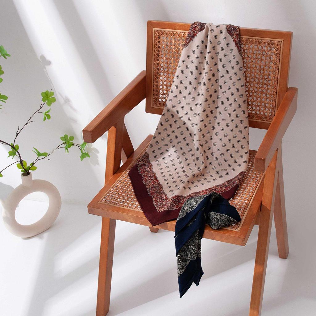 Elegant Silk Wool Scarf: 2025 Autumn Collection – Versatile, Fashionable Women's Accessory