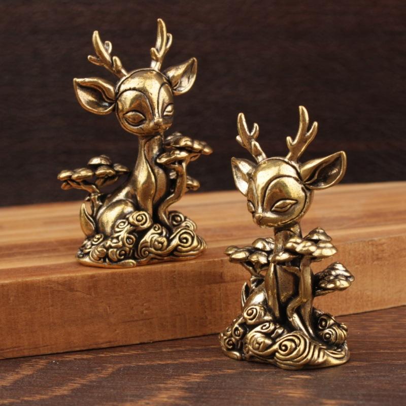 Brass Deer Ornament Hand Polished Tea Pet Statue Cute Animal Decor for Living Room Desk Home Decor