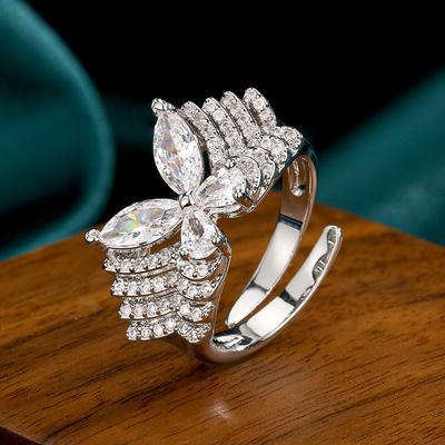 Schmuckring Schmuck Schmetterlingsdesign Vollbesetzt mit Diamanten Leicht Inlayed High-End Damen