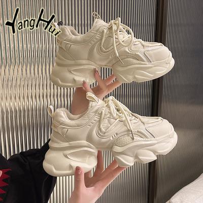Încălțăminte pentru femei – Adidaşi